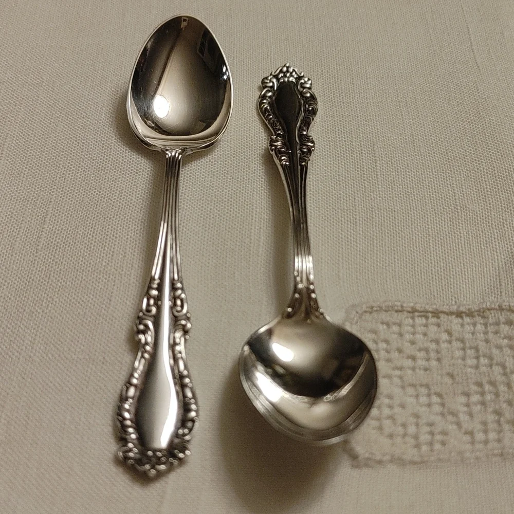 2 Antique Holmes & Edwards XIV Demitasse Spoons Silver Plate